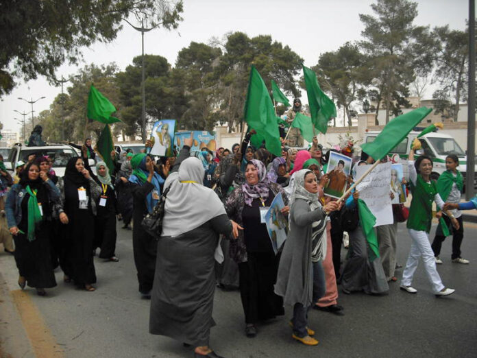 Protestas a favor de Gadafi en Trípoli, mayo de 2011. Libia.