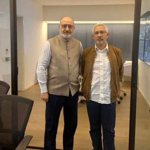 Con el director de Almayadeen