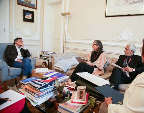 Con Petro y Francesca Albanese